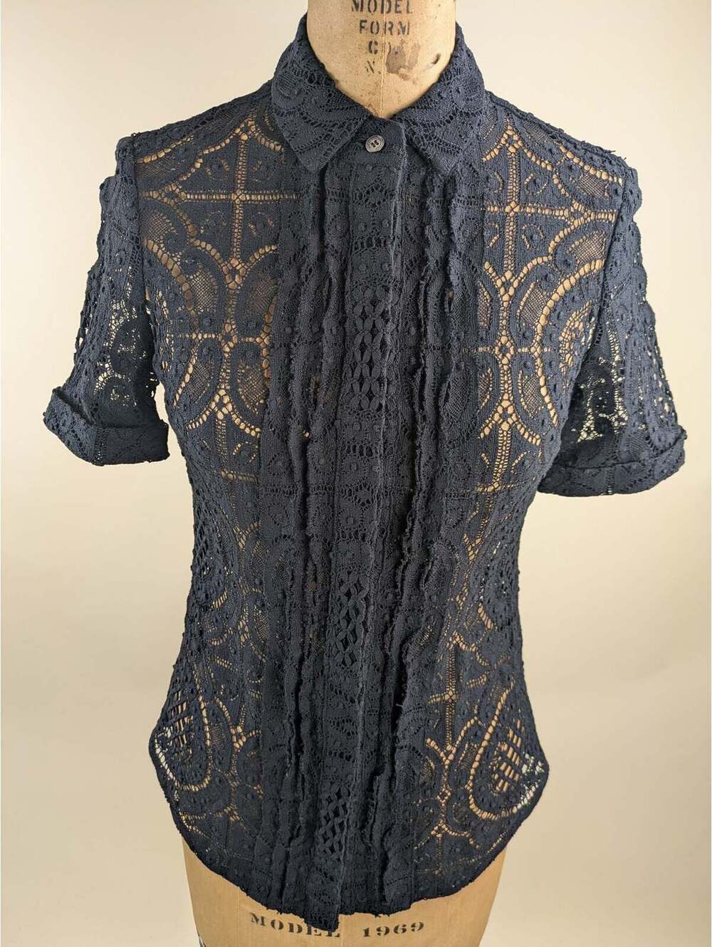 2010's burberry black crochet lace shirt